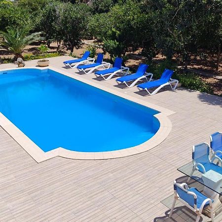 Stunning Villa With Pool, Table Tennis, Table Soccer And A Pool Table Naxxar Esterno foto