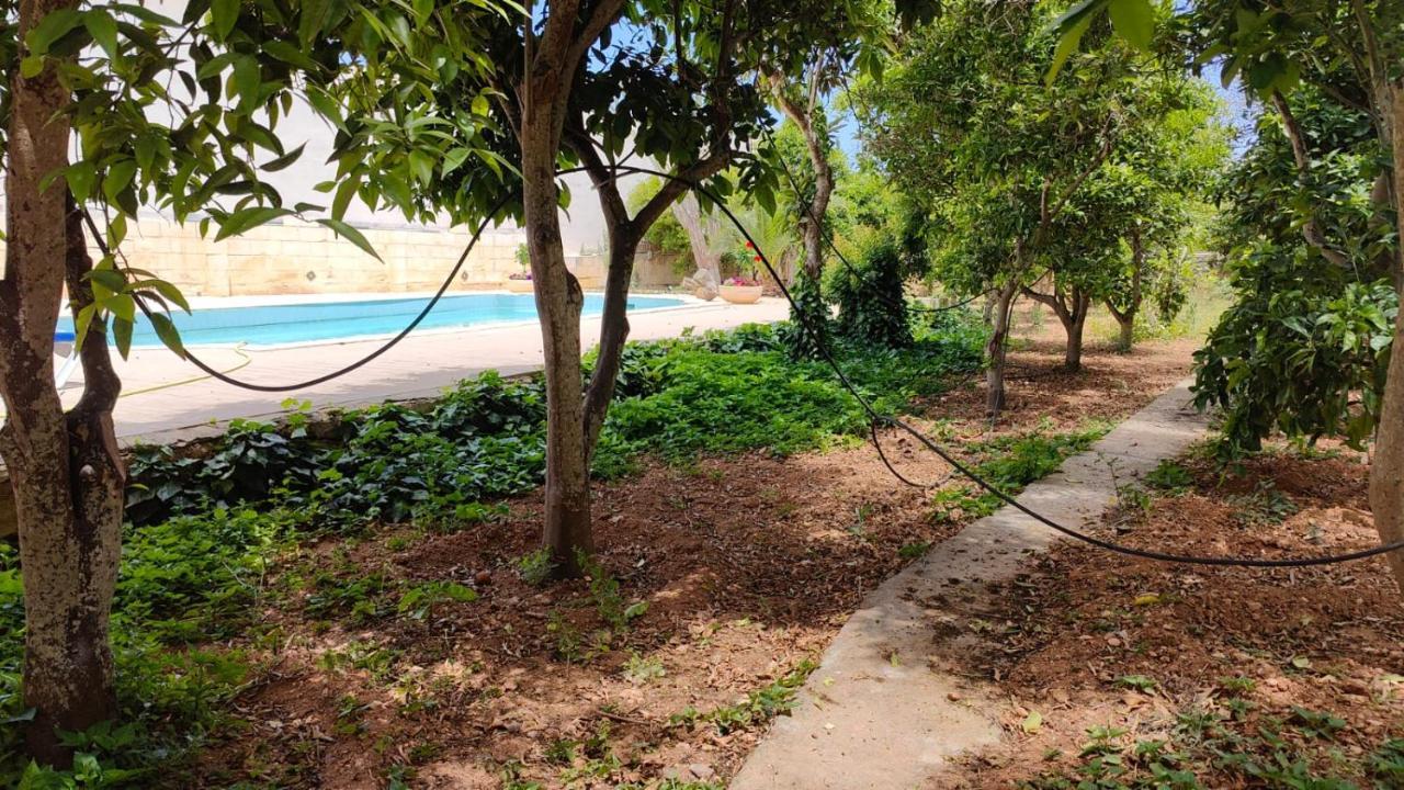 Stunning Villa With Pool, Table Tennis, Table Soccer And A Pool Table Naxxar Esterno foto