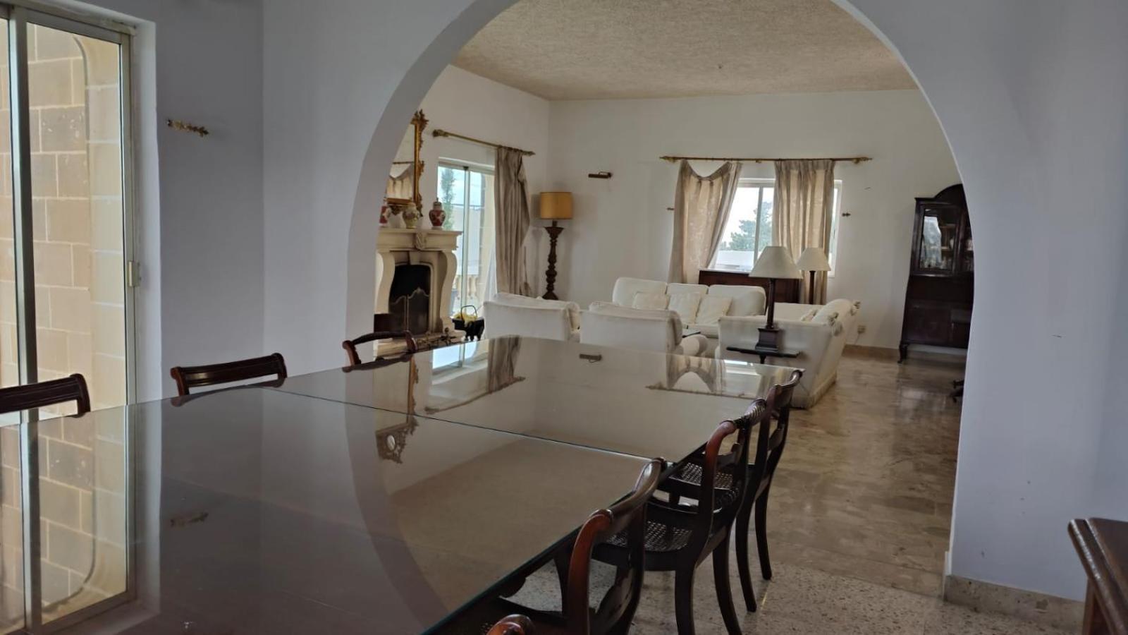 Stunning Villa With Pool, Table Tennis, Table Soccer And A Pool Table Naxxar Esterno foto