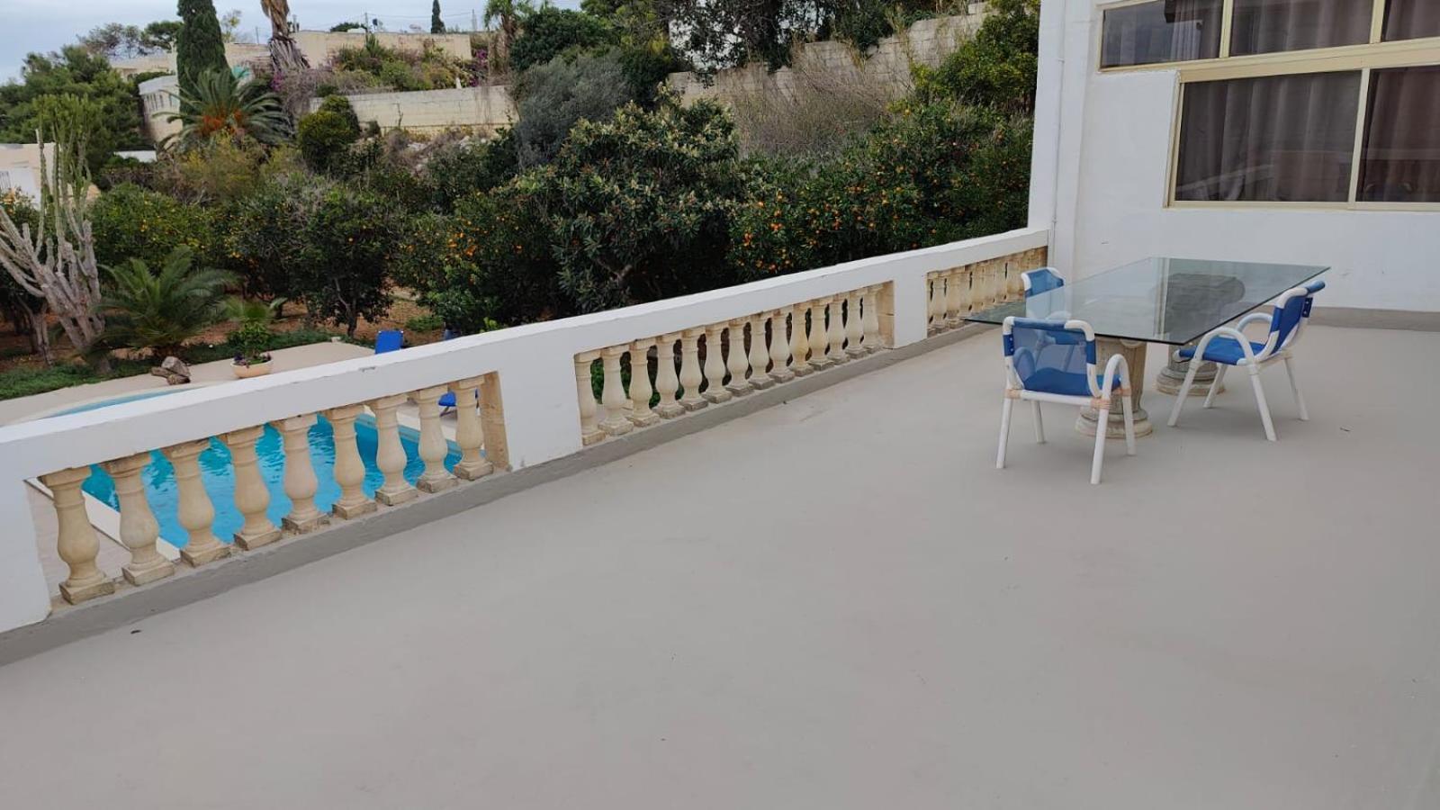 Stunning Villa With Pool, Table Tennis, Table Soccer And A Pool Table Naxxar Esterno foto