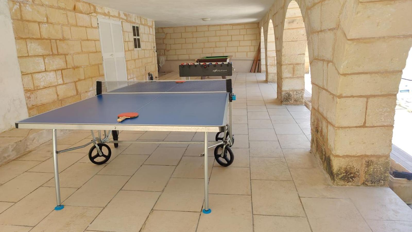 Stunning Villa With Pool, Table Tennis, Table Soccer And A Pool Table Naxxar Esterno foto
